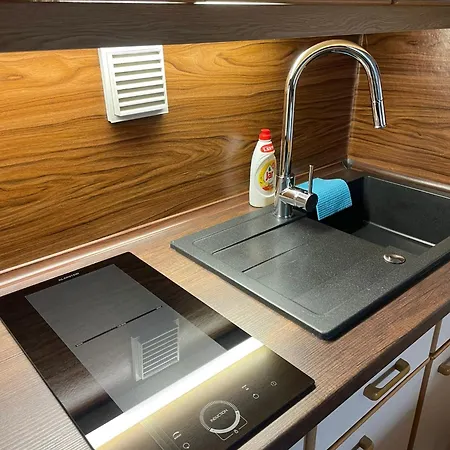 Pleskini Санкт-Энгльмар